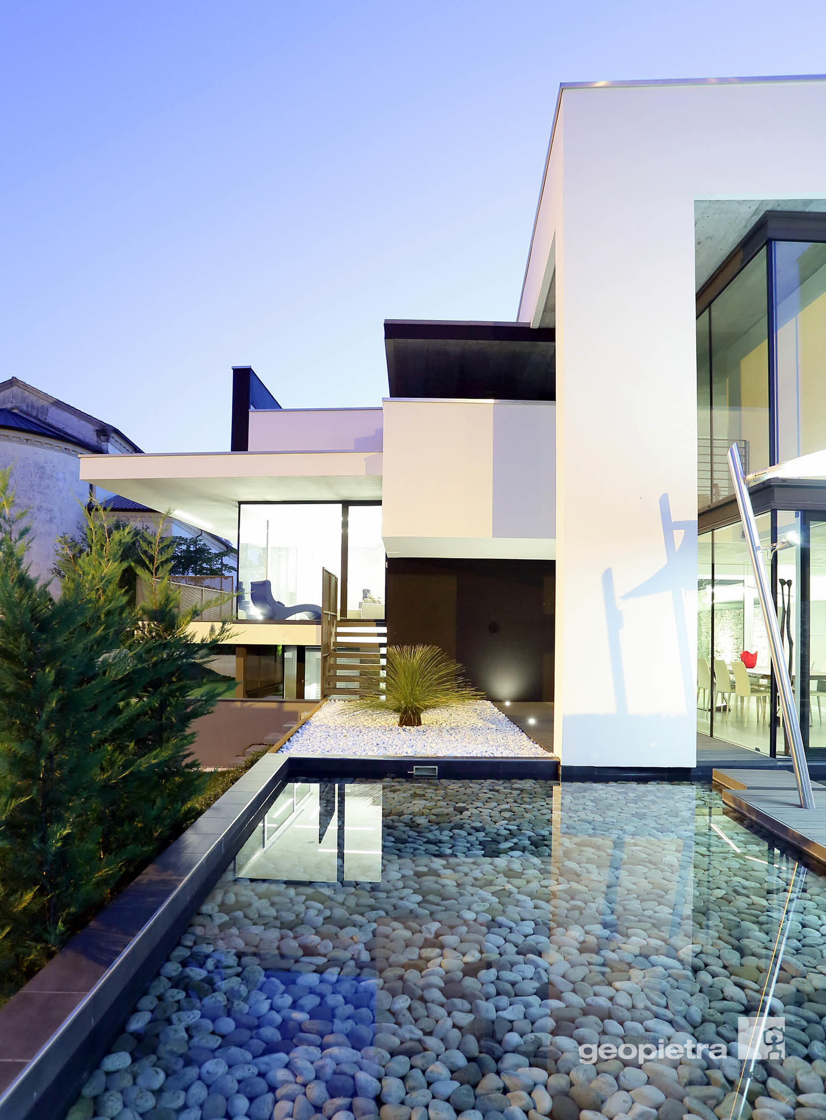 Stone architecture for Known as the VILLAS OF LIGHT Stone architecture for Known as the VILLAS OF LIGHT